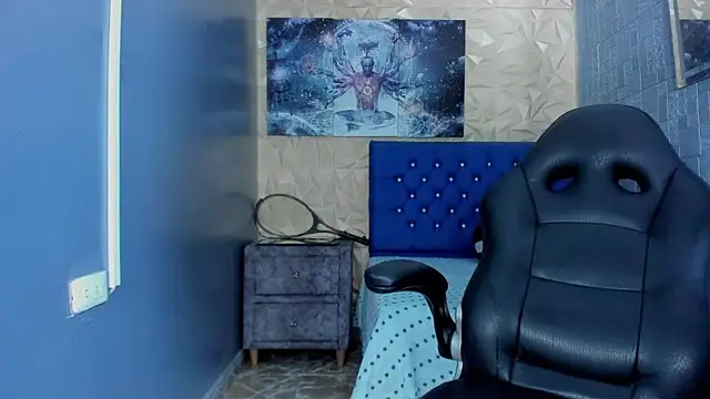 Snapshot of ElanGiraldo chatting on 9, 7, 2026 ElanGiraldo online show from 9, 7, 2026