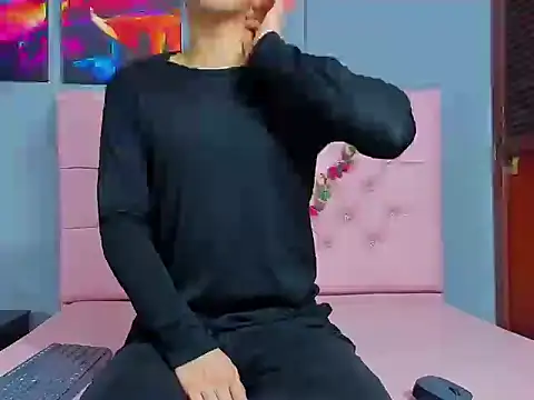 ElanGiraldo online show from 19, 11, 2025