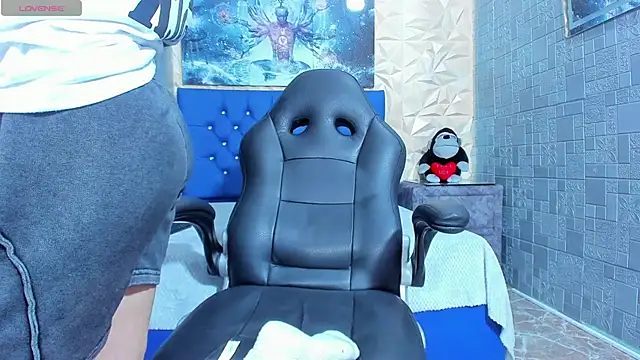 ElanGiraldo online show from 6, 5, 2026