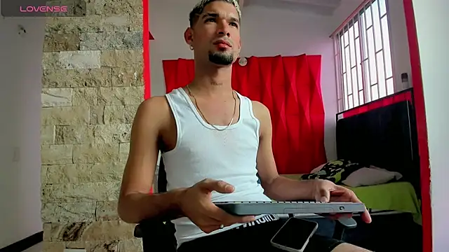 Carlitos sexy online show from 21, 11, 2025