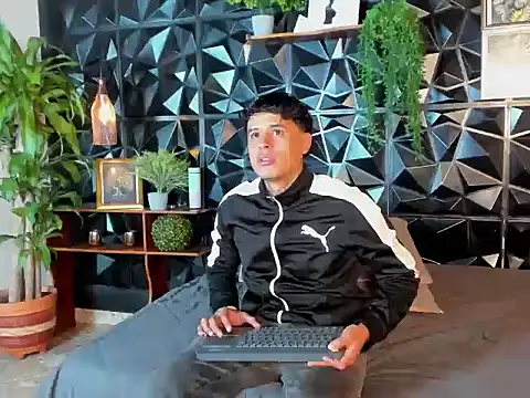 Snapshot of kenshop chatting on 25, 11, 2025 kenshop online show from 25, 11, 2025