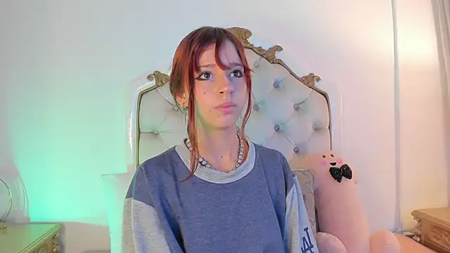 scarlett smith 3 online show from 2, 6, 2026