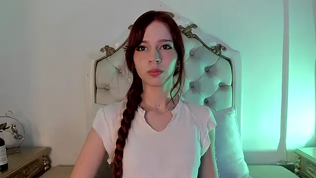 scarlett smith 3 online show from 2, 4, 2026