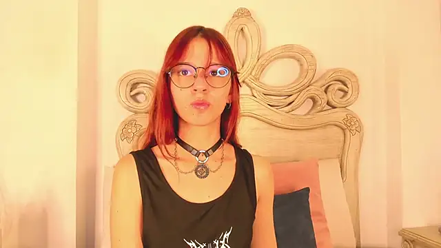 scarlett smith 3 online show from 16, 3, 2026