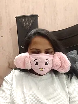 Kamna Hotty online show from 8, 3, 2026