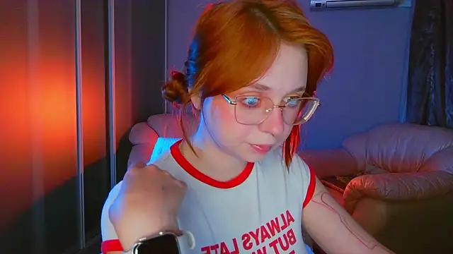 Snapshot of Erica_Nelson chatting on 25, 7, 2026 Erica Nelson online show from 25, 7, 2026