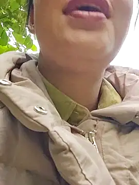 yelow-bee online show from 25, 11, 2025