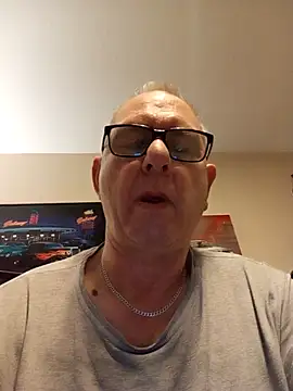 andy-1961 online show from 18, 11, 2025