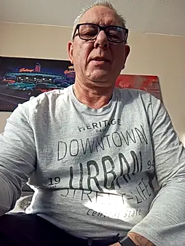 andy-1961 online show from 15, 12, 2025