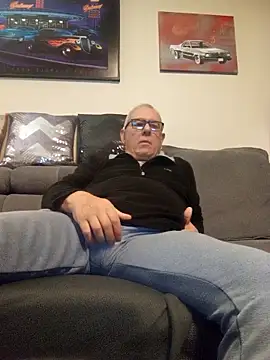 andy-1961 online show from 15, 11, 2025