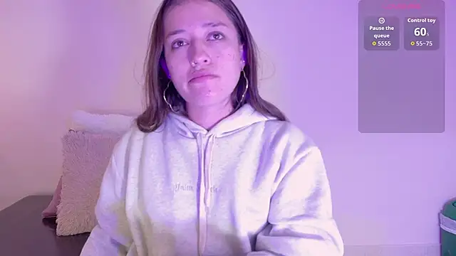 Snapshot of Roxanna-Mill chatting on 27, 11, 2025 Roxanna-Mill online show from 27, 11, 2025