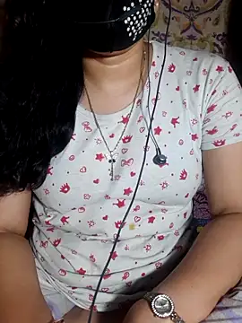 HotGirl23231 online show from 17, 5, 2026
