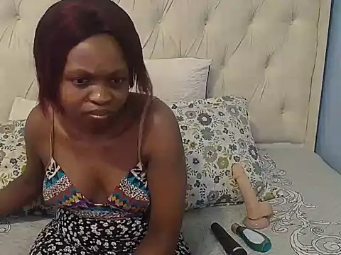 SweetLinaX online show from 16, 11, 2025