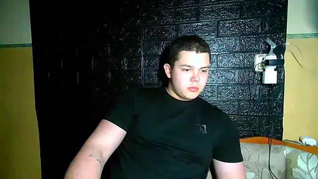 CuteButNaughty  online show from 5, 1, 2026