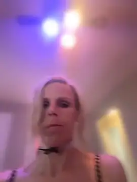 machineslut online show from 15, 4, 2026