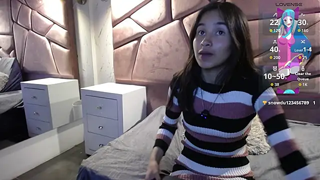 bunnywhite21 online show from 27, 11, 2025