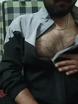 Snapshot of MrToxxic chatting on 15, 11, 2025 MrToxxic online show from 15, 11, 2025