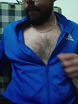 Snapshot of MrToxxic chatting on 16, 11, 2025 MrToxxic online show from 16, 11, 2025