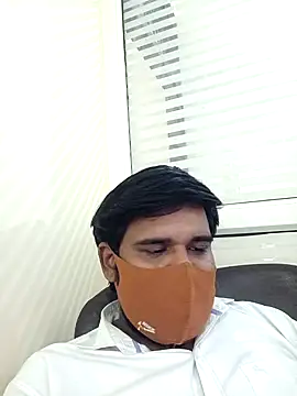 Snapshot of Coolnunu chatting on 10, 11, 2025 Coolnunu online show from 10, 11, 2025