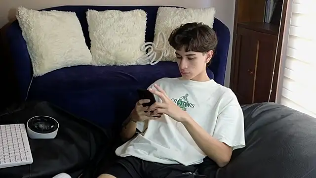 Derekswan online show from 15, 11, 2025