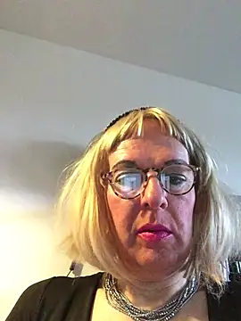 simone xdressing online show from 29, 3, 2026