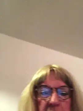 simone xdressing online show from 25, 3, 2026