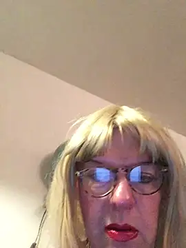 simone xdressing online show from 11, 1, 2026