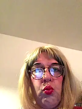 simone xdressing online show from 26, 10, 2025