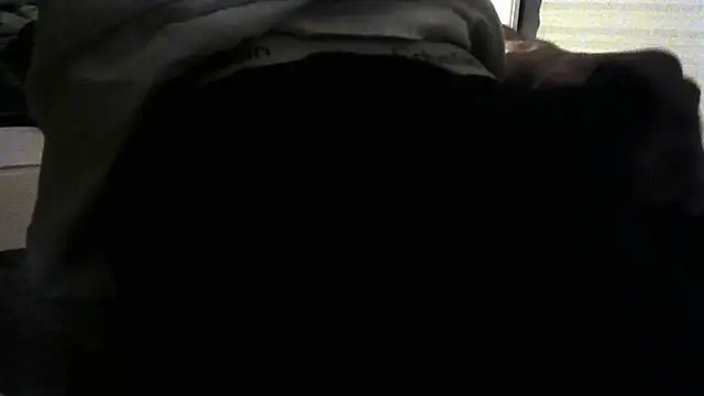 Snapshot of monsieur18cm chatting on 6, 1, 2026 monsieur18cm online show from 6, 1, 2026