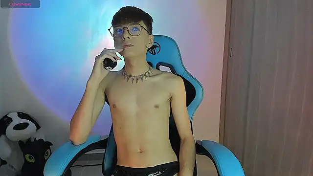 Snapshot of RYO_BLEU_ chatting on 5, 2, 2026 RYO BLEU online show from 5, 2, 2026