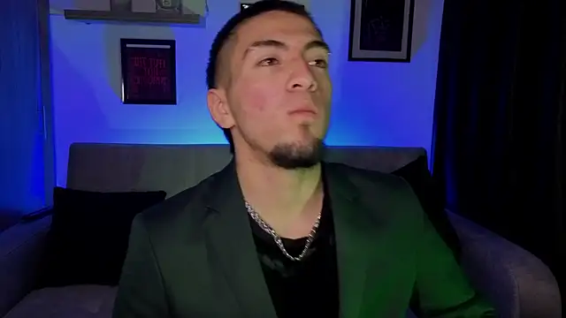 Snapshot of AresMassimoX chatting on 14, 11, 2025 AresMassimoX online show from 14, 11, 2025