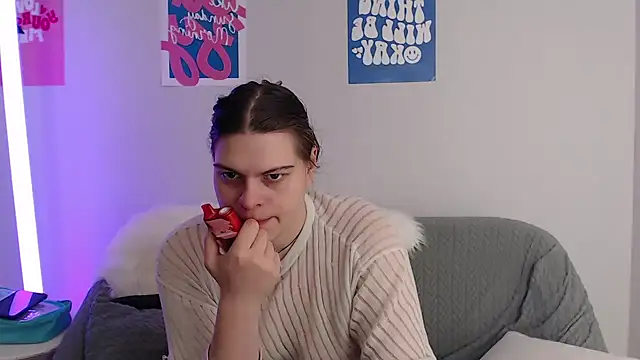 Dona Mafia online show from 17, 12, 2025