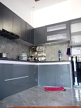   Anna    online show from 30, 11, 2025