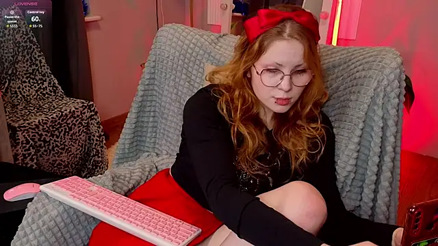 Sofi Dyss online show from 27, 11, 2025