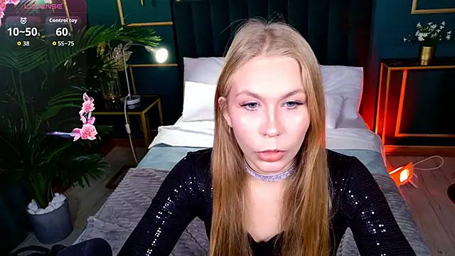 Rosa Evans online show from 19, 11, 2025