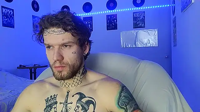 Huntall77 online show from 15, 12, 2025