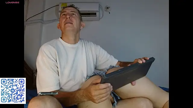 Naty wet 18 online show from 15, 11, 2025