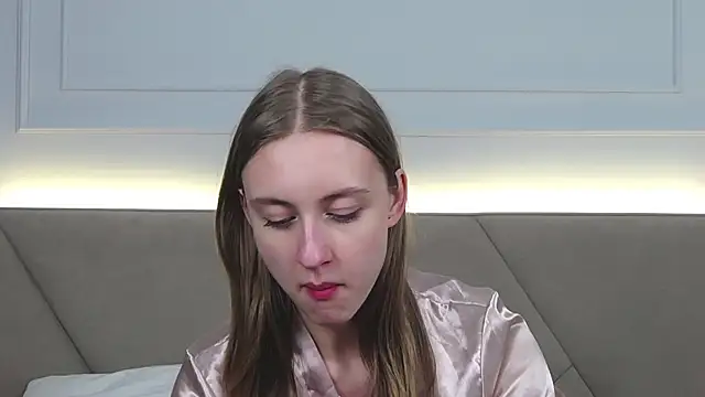 RachaelCute online show from 2, 12, 2025