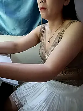 Snapshot of Feeling-hot chatting on 9, 5, 2026 Feeling-hot online show from 9, 5, 2026