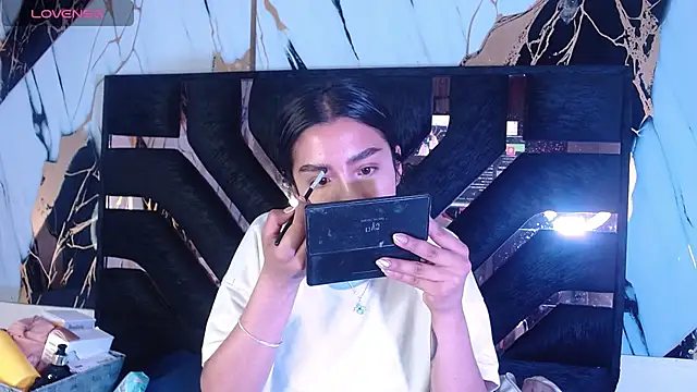 tael novacs online show from 19, 1, 2026