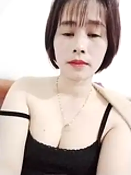 Swan-white123 online show from 5, 1, 2026