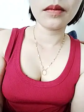 Swan-white123 online show from 15, 12, 2025