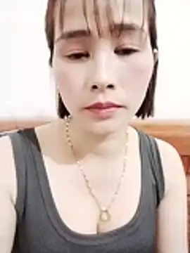 Swan-white123 online show from 21, 12, 2025