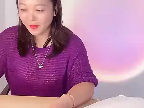 Lydia-Wei online show from 15, 11, 2025