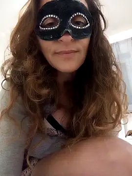 Giorgia13 online show from 5, 12, 2025