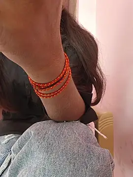 Iamyourdarling online show from 13, 11, 2025