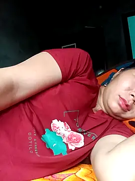 Snapshot of vangkt-cute chatting on 10, 4, 2026 vangkt-cute online show from 10, 4, 2026