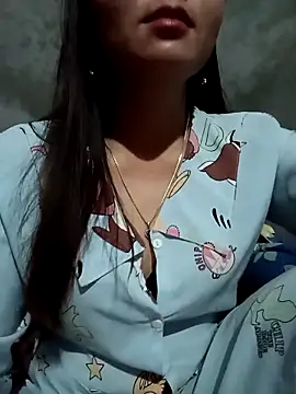 Snapshot of vangkt-cute chatting on 1, 4, 2026 vangkt-cute online show from 1, 4, 2026