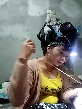 vangkt-cute online show from 5, 12, 2025