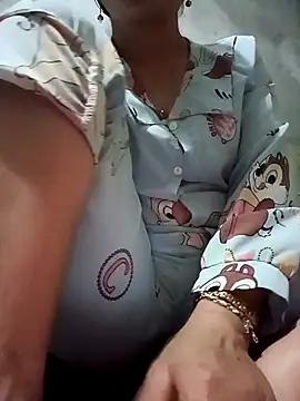 Snapshot of vangkt-cute chatting on 1, 4, 2026 vangkt-cute online show from 1, 4, 2026